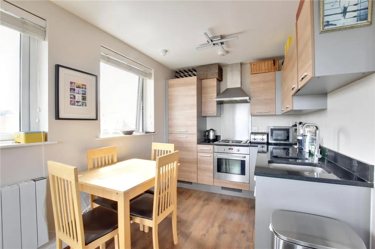 Tarves Way, Greenwich, London, SE10, photo 4