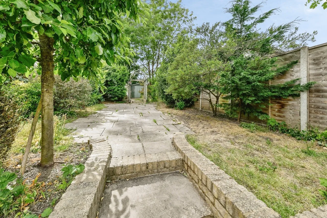 Rudd Close, Stevenage, Hertfordshire, SG2, photo 16