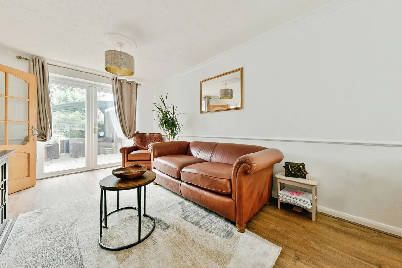 Rudd Close, Stevenage, Hertfordshire, SG2, photo 4