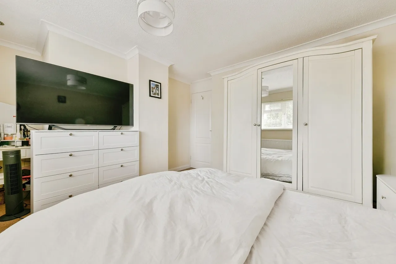 Rudd Close, Stevenage, Hertfordshire, SG2, photo 11