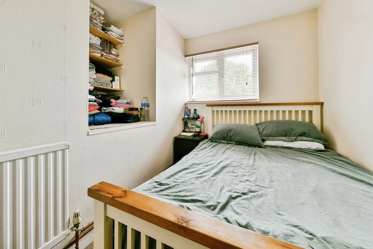 Rudd Close, Stevenage, Hertfordshire, SG2, photo 13