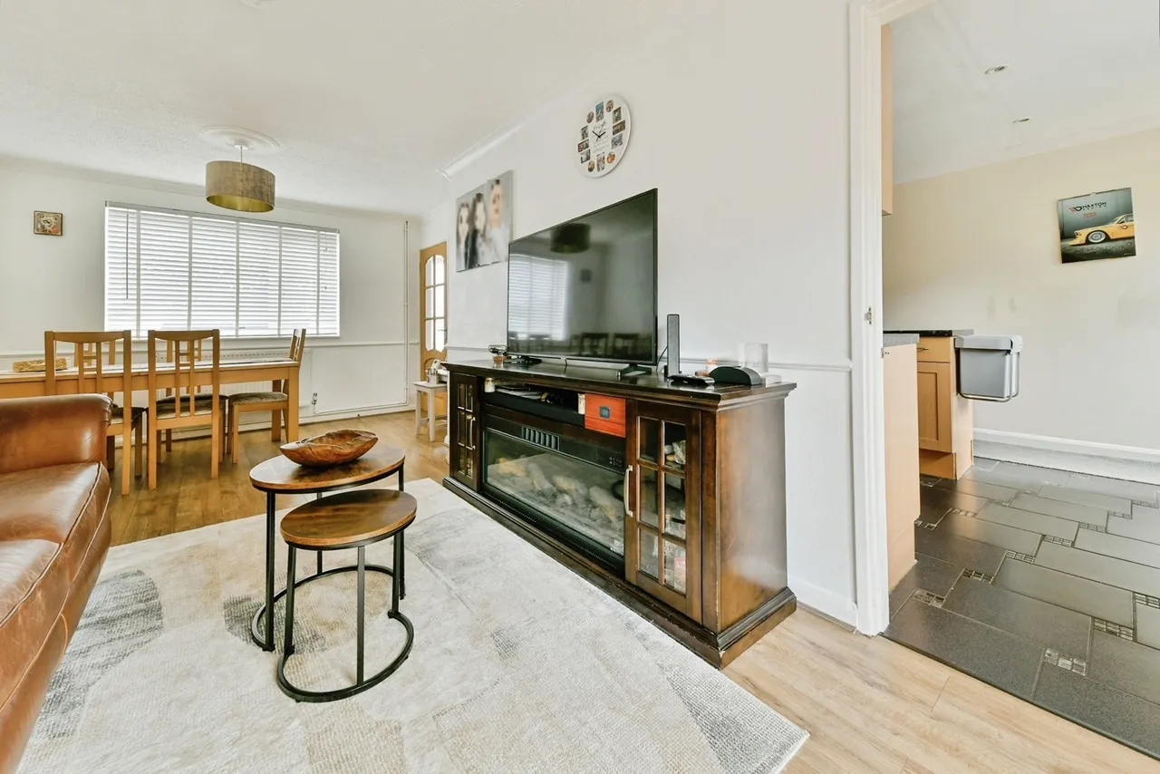 Rudd Close, Stevenage, Hertfordshire, SG2, photo 5