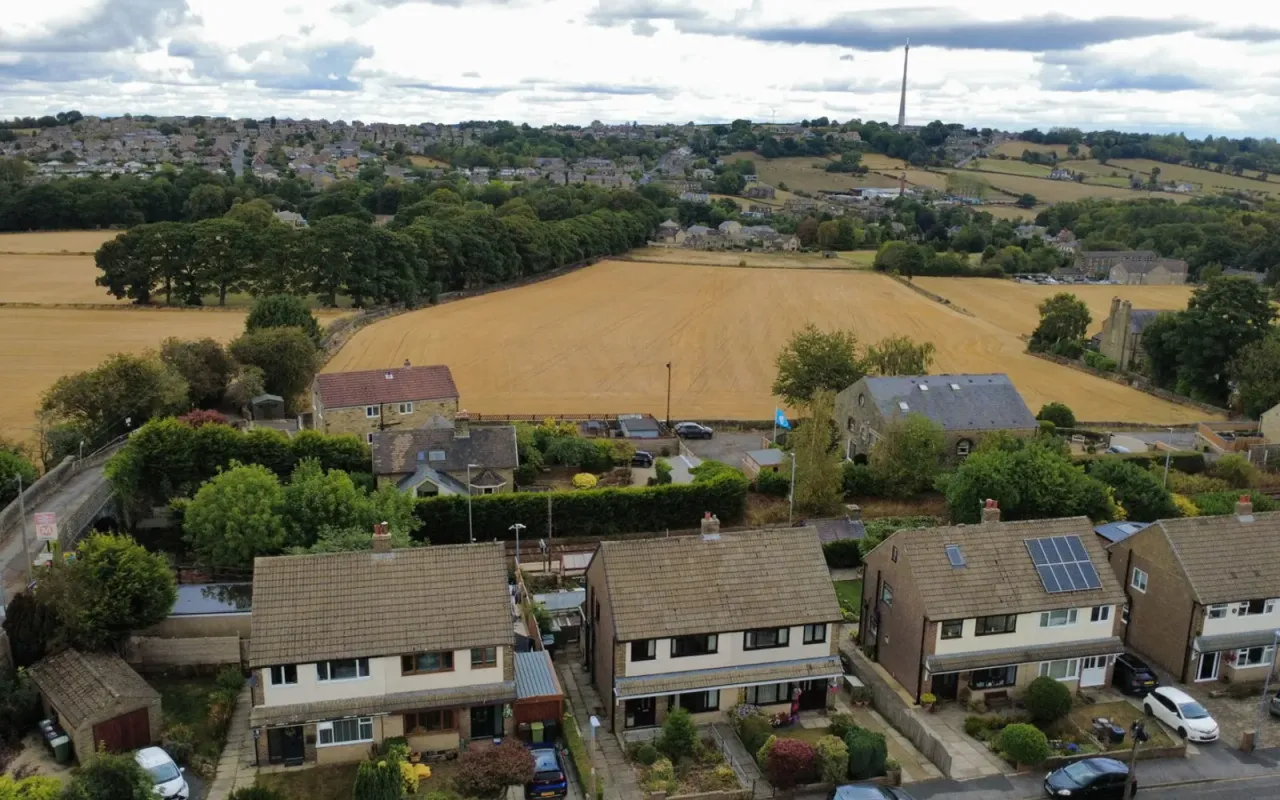 Abbey Drive, Shepley, photo 12