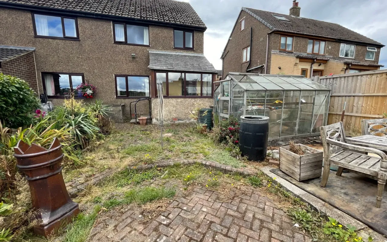 Abbey Drive, Shepley, photo 15