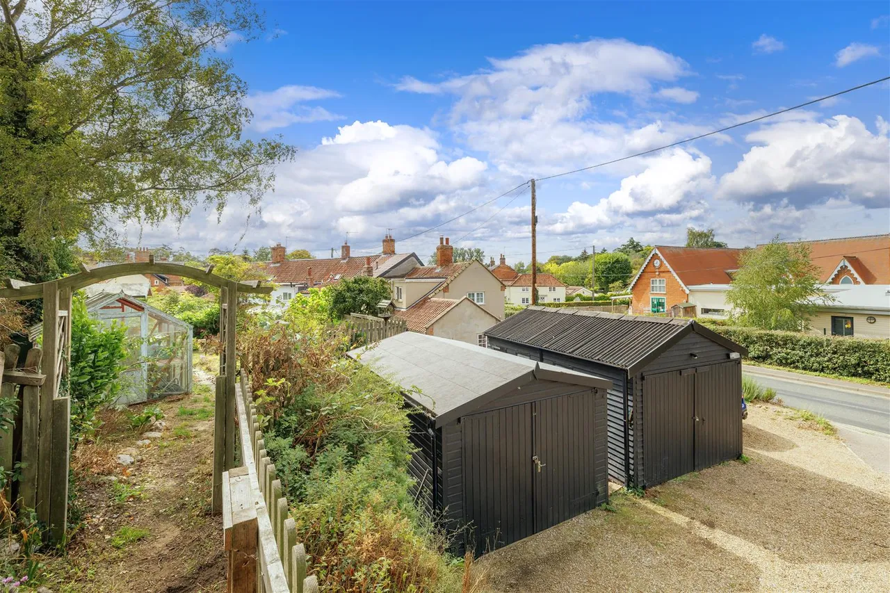 The Street, Holton, IP19, photo 18