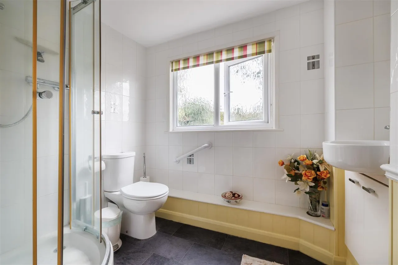 The Street, Holton, IP19, photo 13
