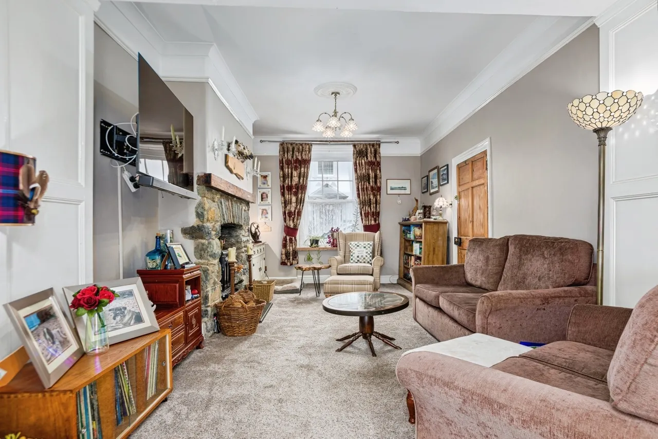 High Street, Lampeter, SA48, photo 3