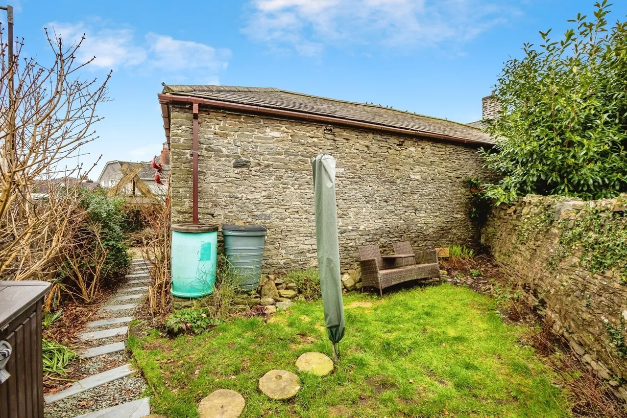 High Street, Lampeter, SA48, photo 27