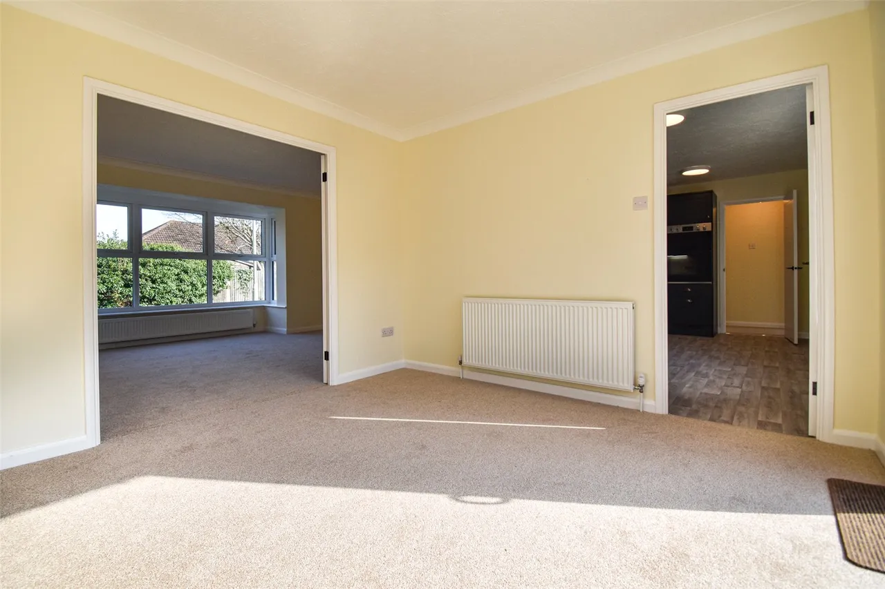 Russet Glade, Aldershot, Hampshire, GU11 3BF, photo 11