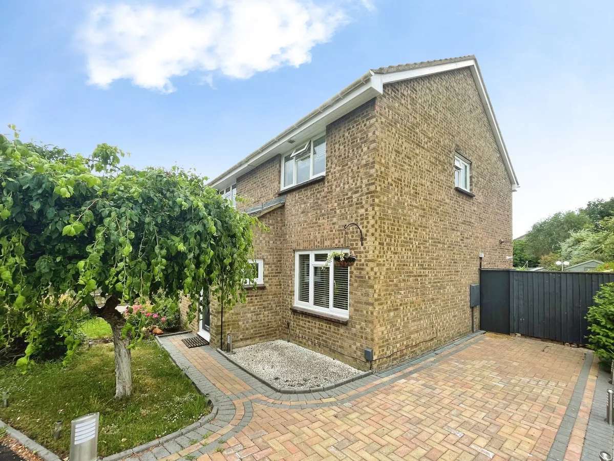 2 bed property for sale, Meadow Way, Yarnton