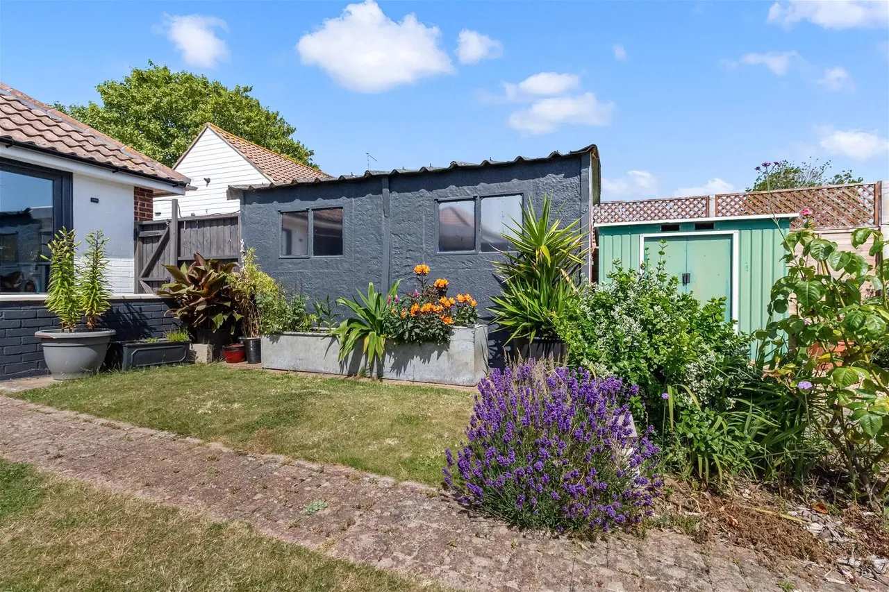 Hurley Road, Worthing, photo 18