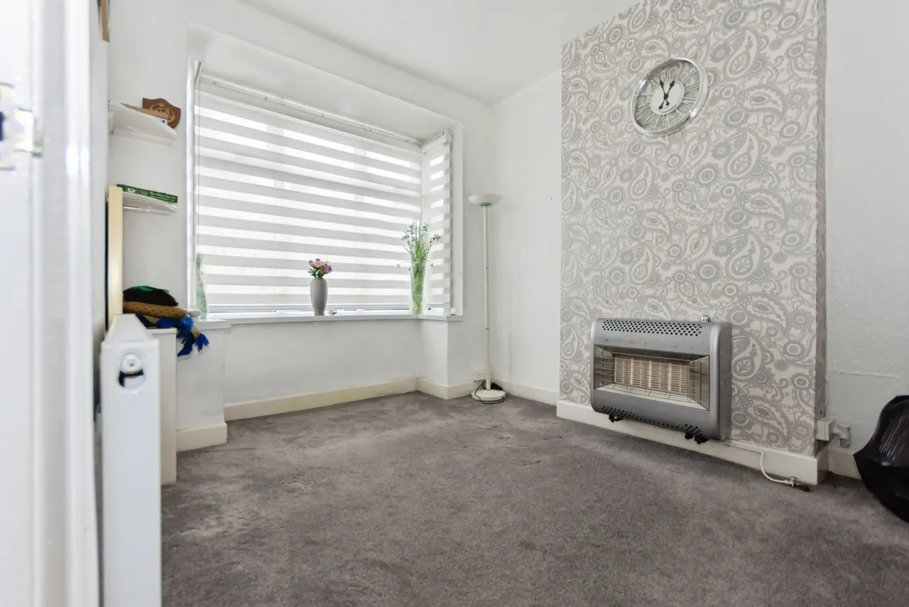Manor Farm Road, Birmingham, B11, photo 2