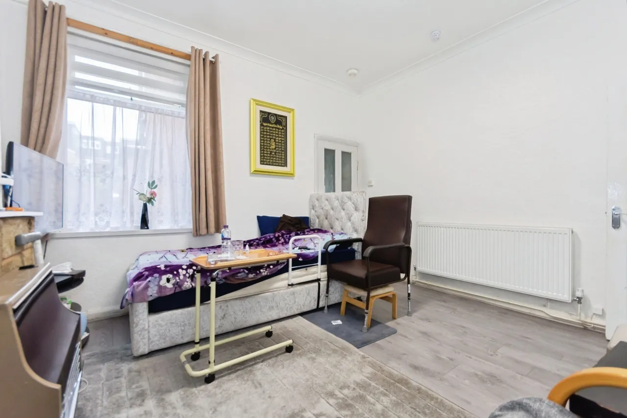 Manor Farm Road, Birmingham, B11, photo 6