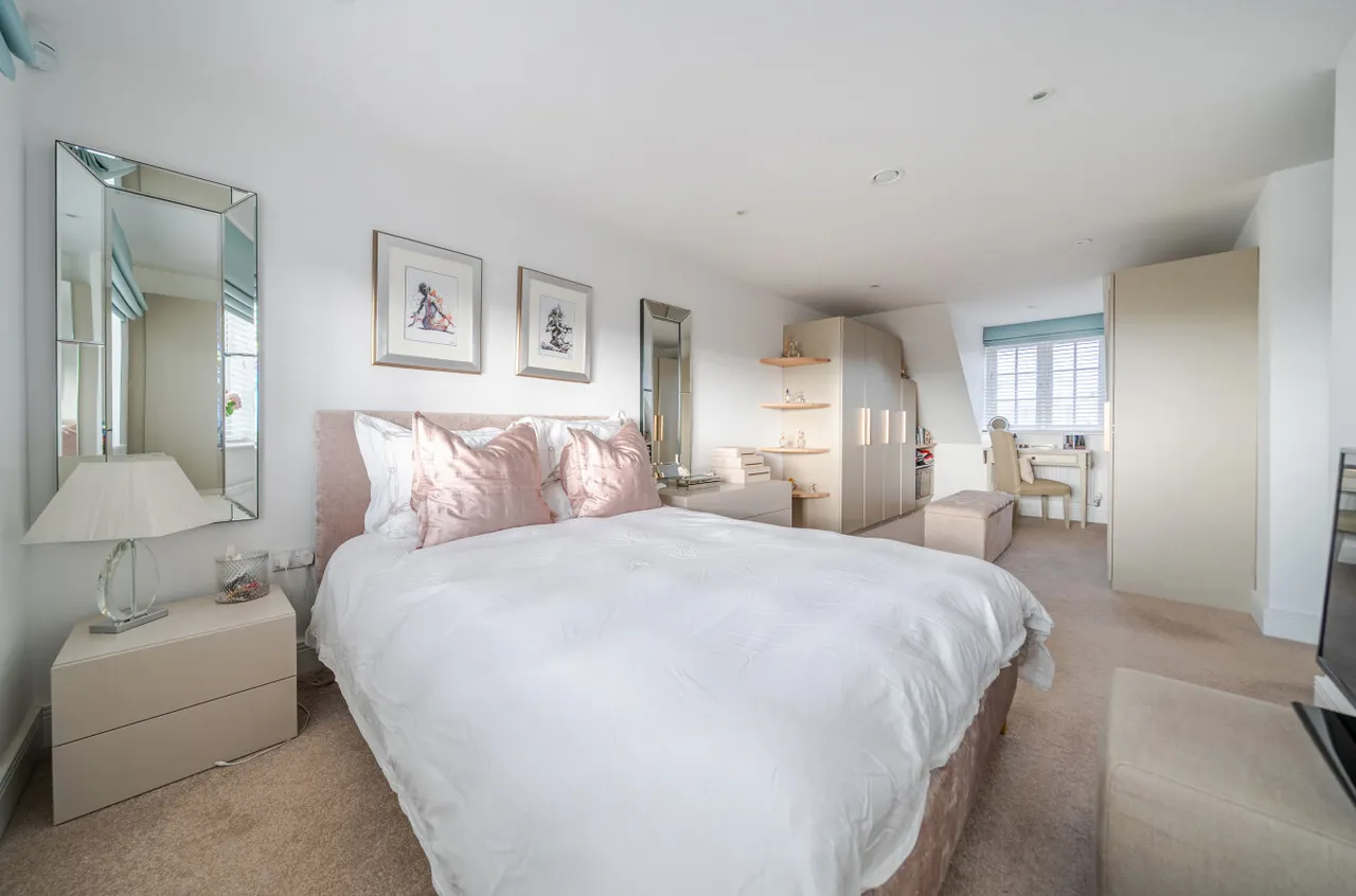 Wickham Road, Fareham, PO17, photo 8