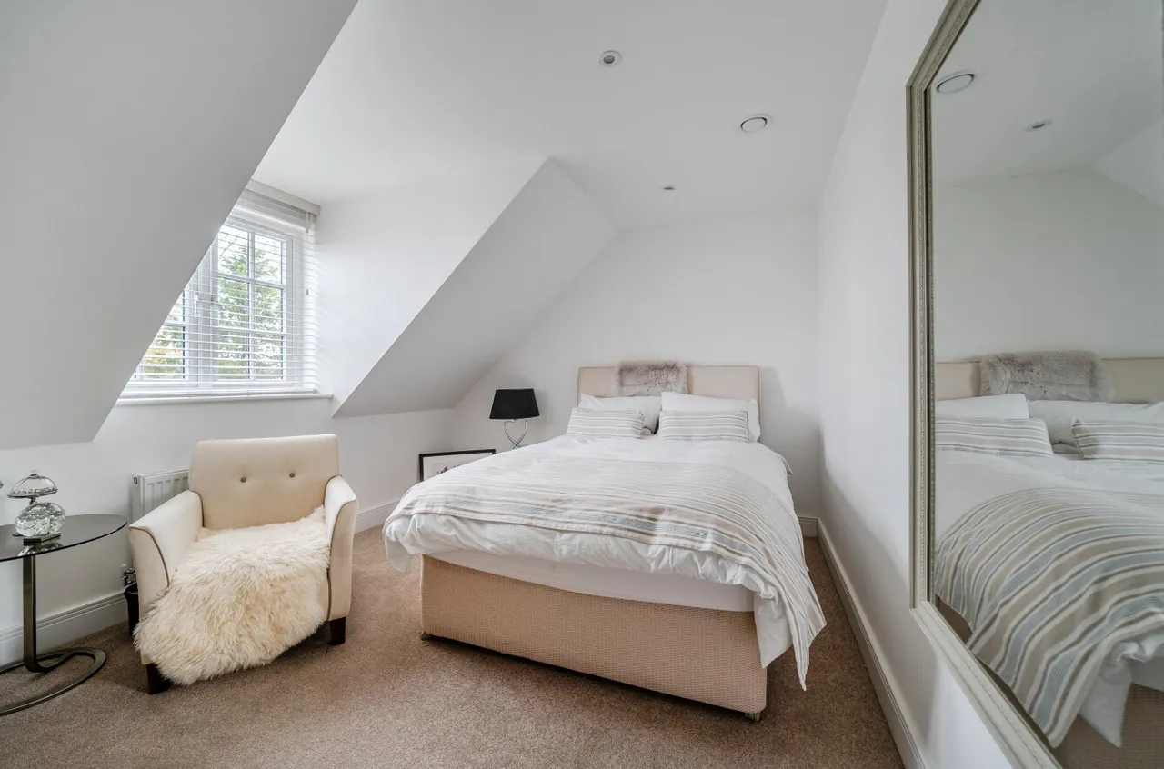 Wickham Road, Fareham, PO17, photo 9