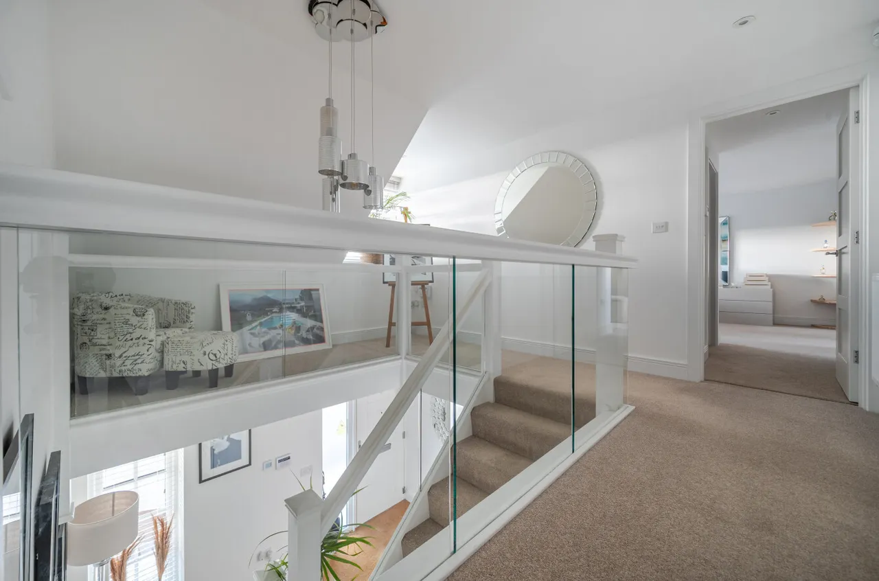 Wickham Road, Fareham, PO17, photo 14