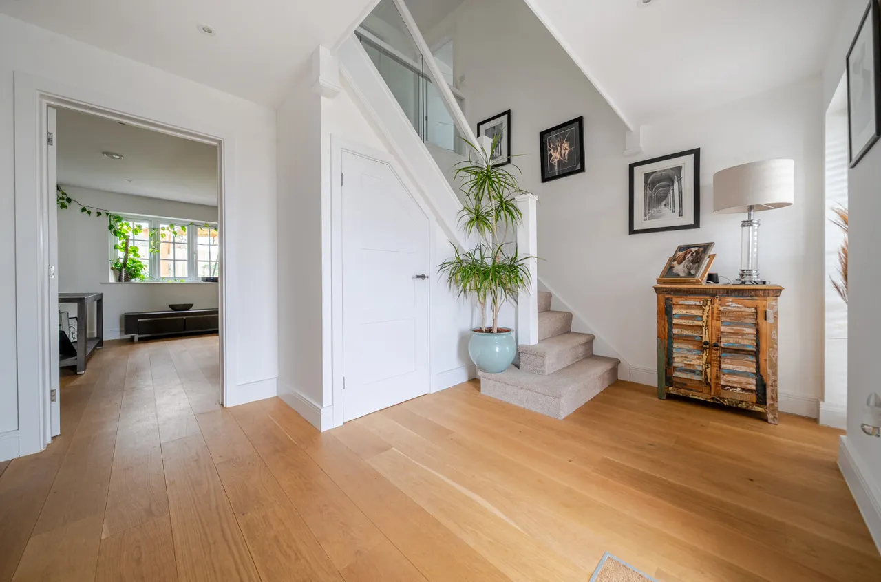 Wickham Road, Fareham, PO17, photo 11