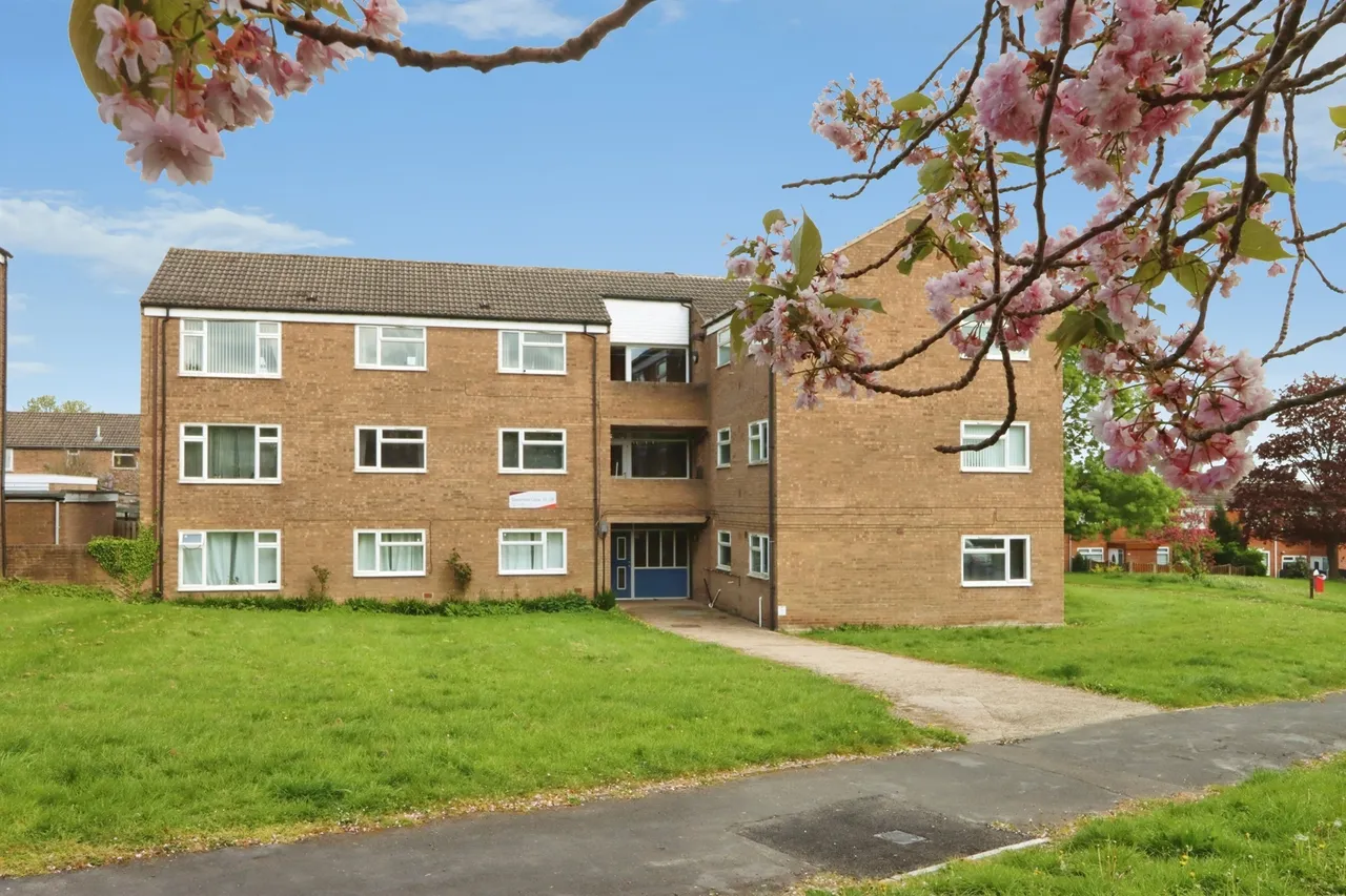 Oakamoor Close, CHESTERFIELD, photo 4