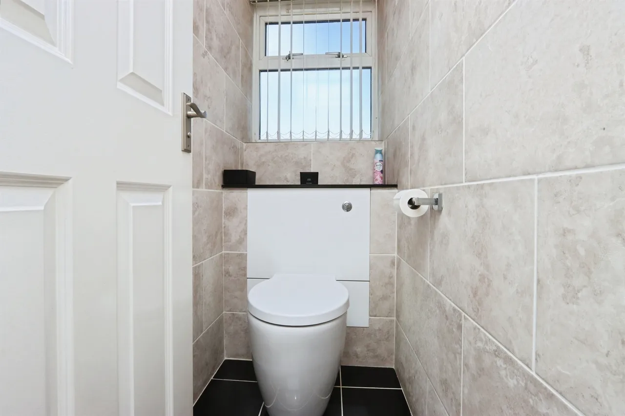 Oakamoor Close, CHESTERFIELD, photo 7
