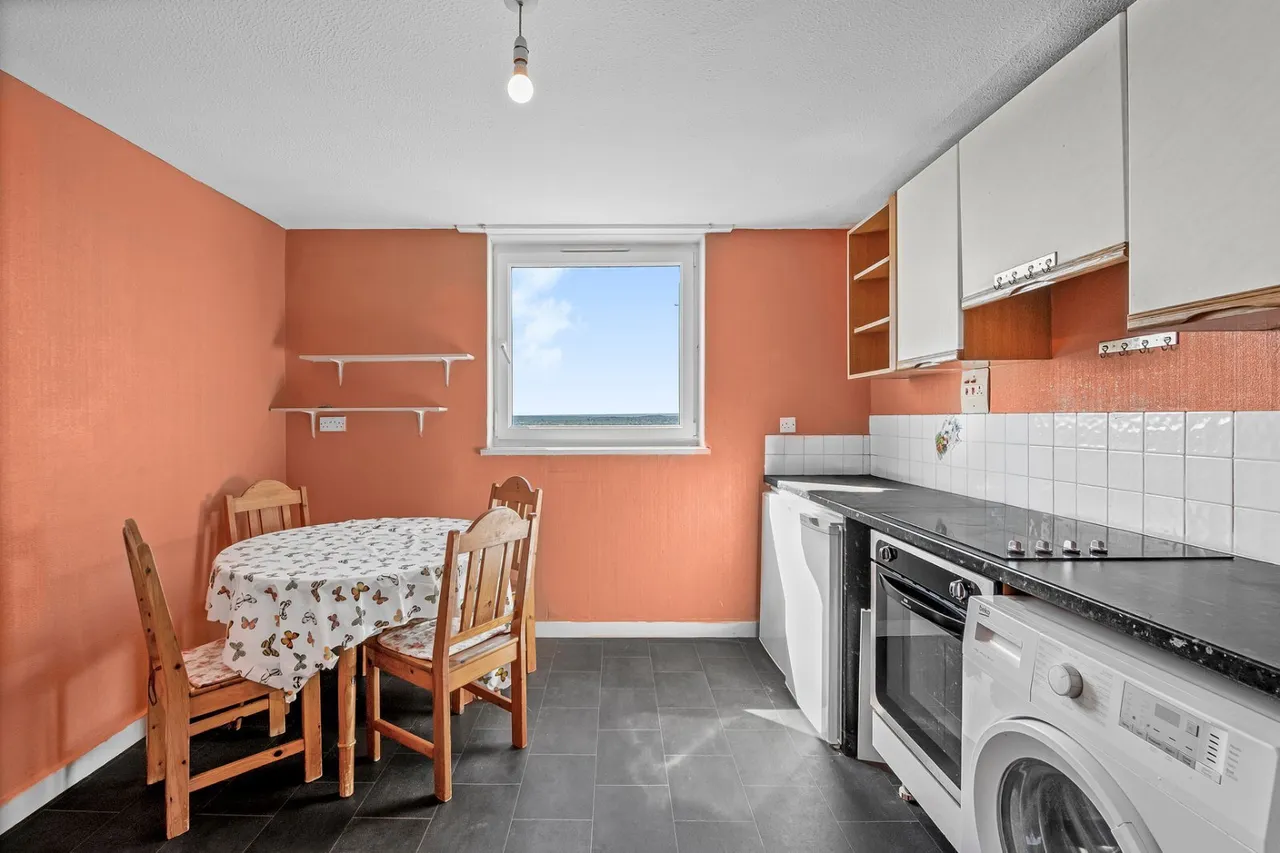 Green Dragon Lane, Brentford, TW8, photo 4