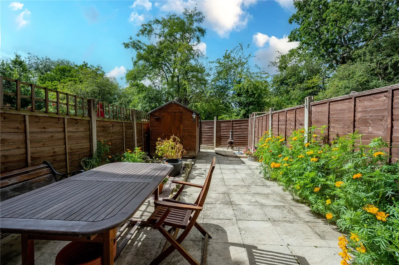 Huntington Close, Redditch, Worcestershire, B98 0NF, photo 17