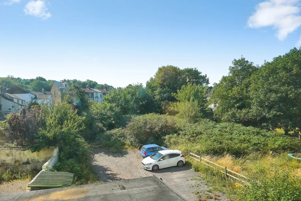Folkestone Road, Dover, Kent, CT17, photo 8