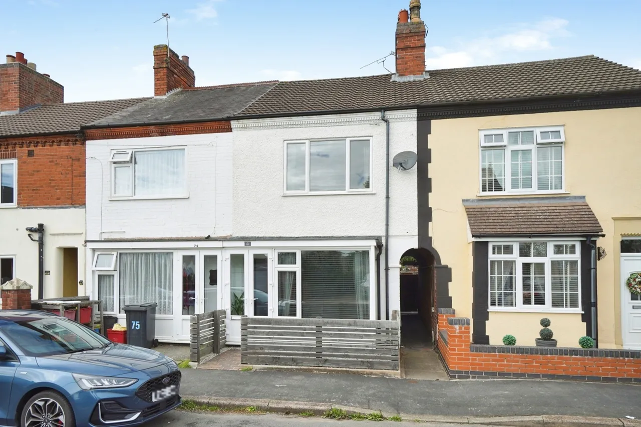 3 bed house for sale, Oxford Street, Coalville, LE67