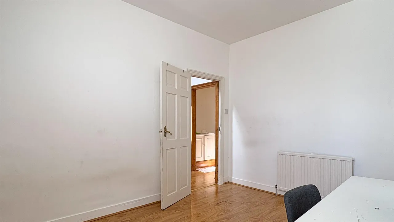 Doyle Gardens, London, NW10, photo 10