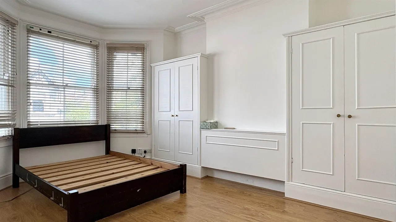 Doyle Gardens, London, NW10, photo 6