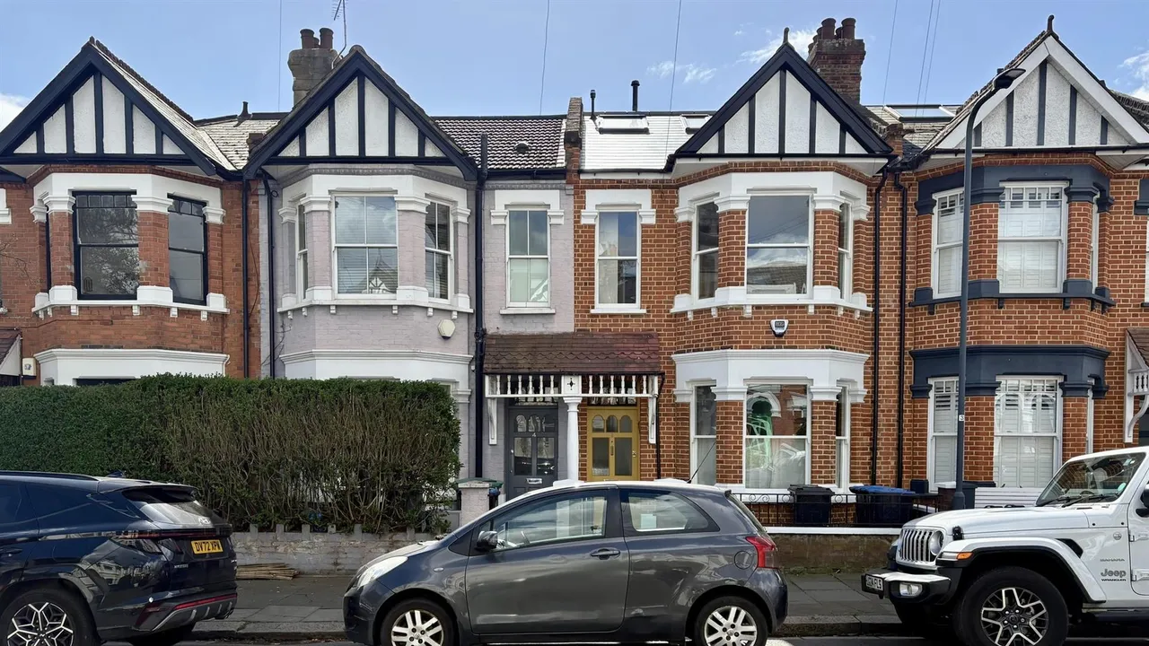Doyle Gardens, London, NW10, photo 16