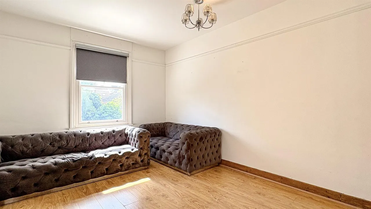 Doyle Gardens, London, NW10, photo 4