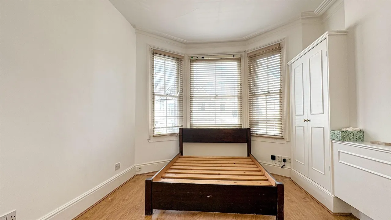 Doyle Gardens, London, NW10, photo 7