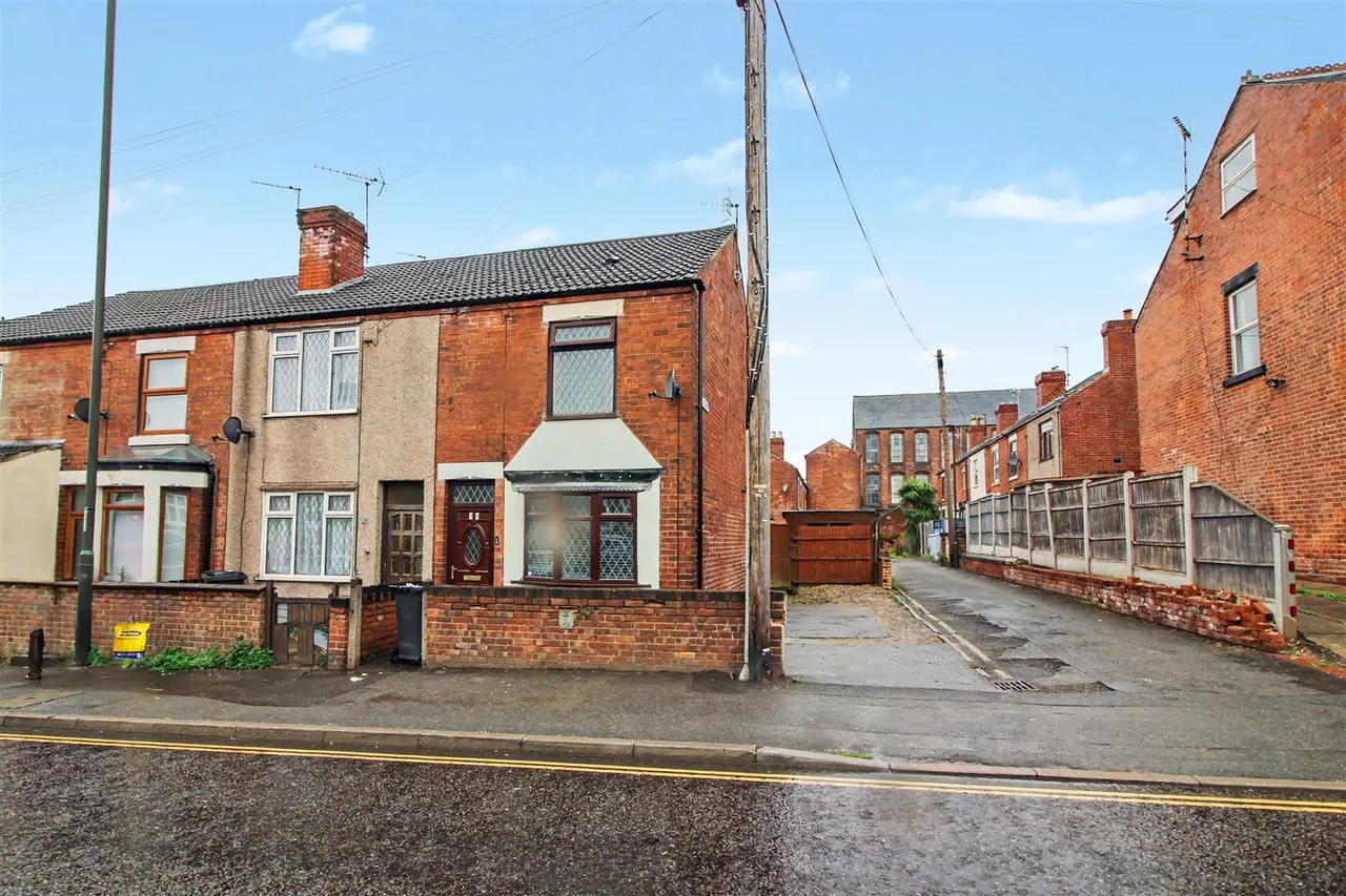 2 bed house for sale, Stanton Road, Ilkeston, DE7