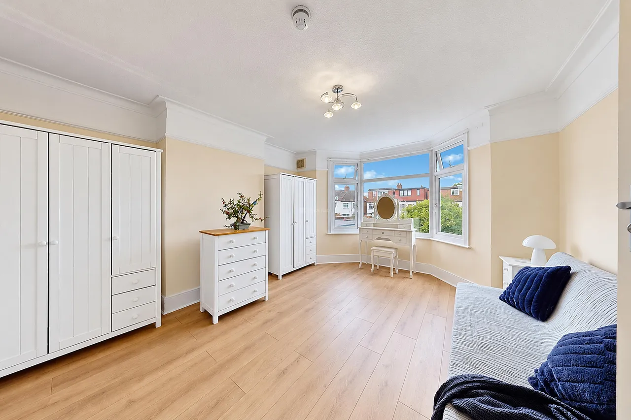 Berkshire Gardens, N13, photo 4