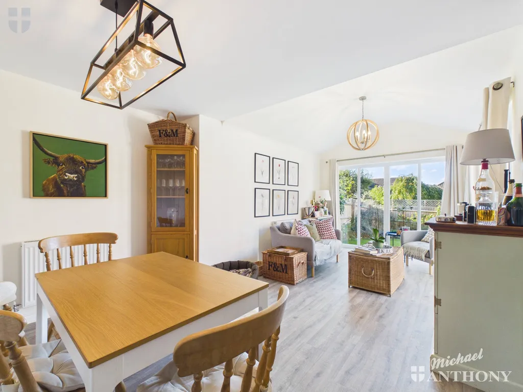 Clifford Road, Quainton, HP22, photo 2