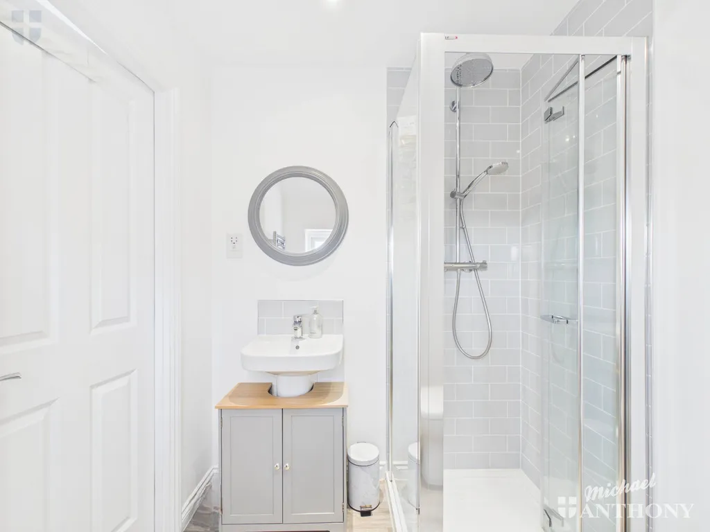 Clifford Road, Quainton, HP22, photo 6