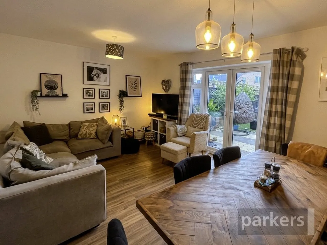 Florey Place, Aston, OX18, photo 4