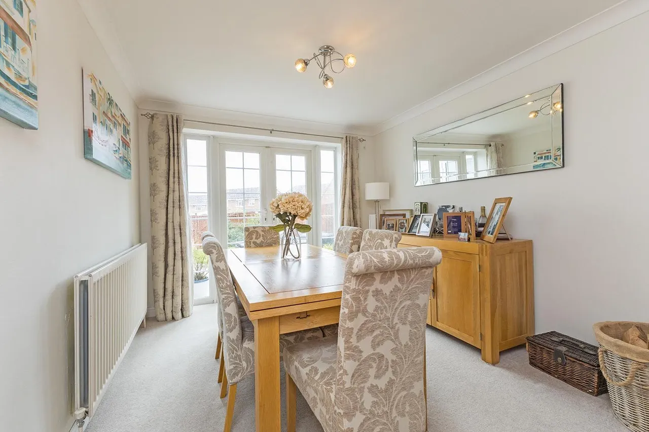 Cranbrook Drive, Maidenhead, Berkshire, photo 8