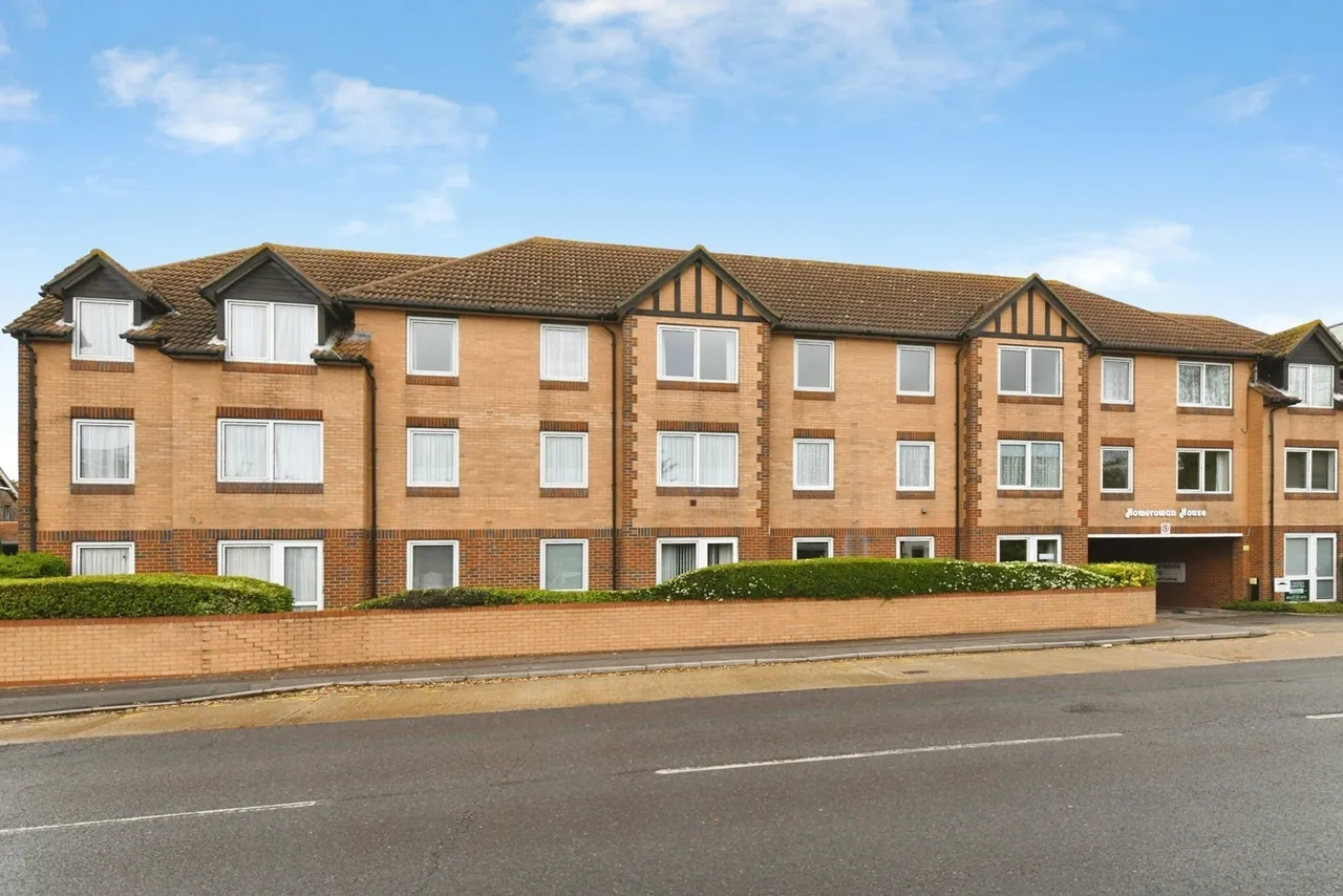 Station Road, Thorpe Bay, Essex, SS1, photo 19