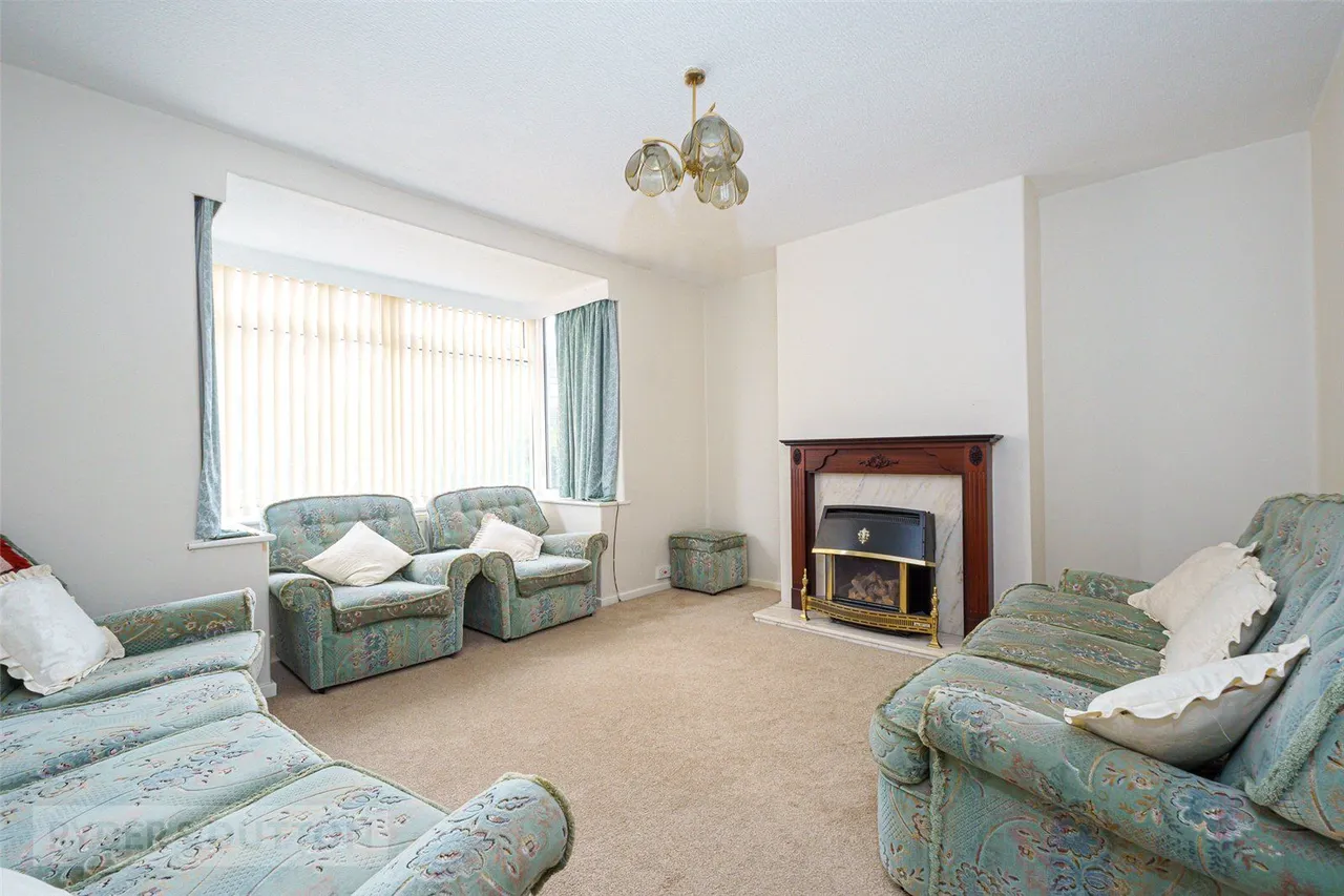 Goldington Avenue, Oakes, HD3, photo 7