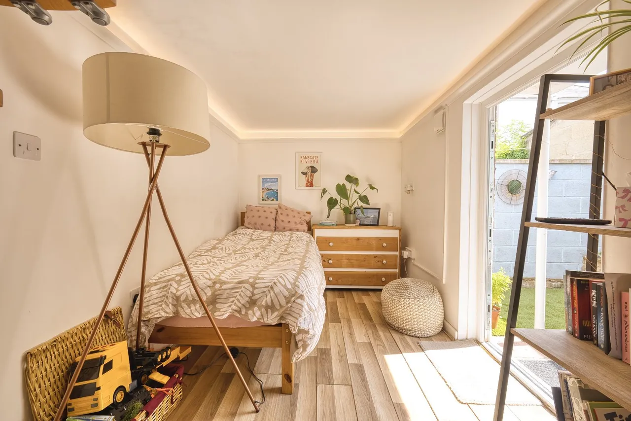 Hardres Street, Ramsgate, CT11, photo 8
