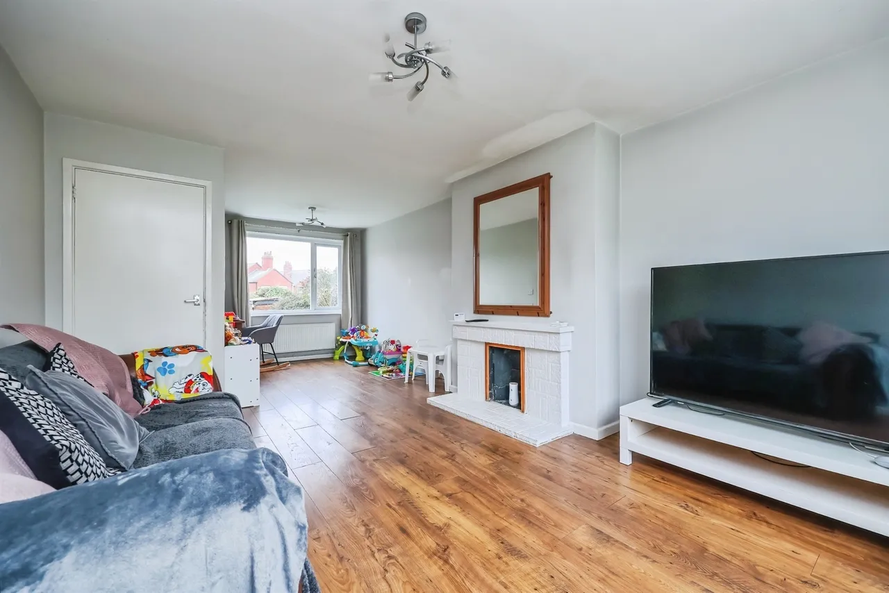 Oakfield Road, Hucknall, NG15, photo 3