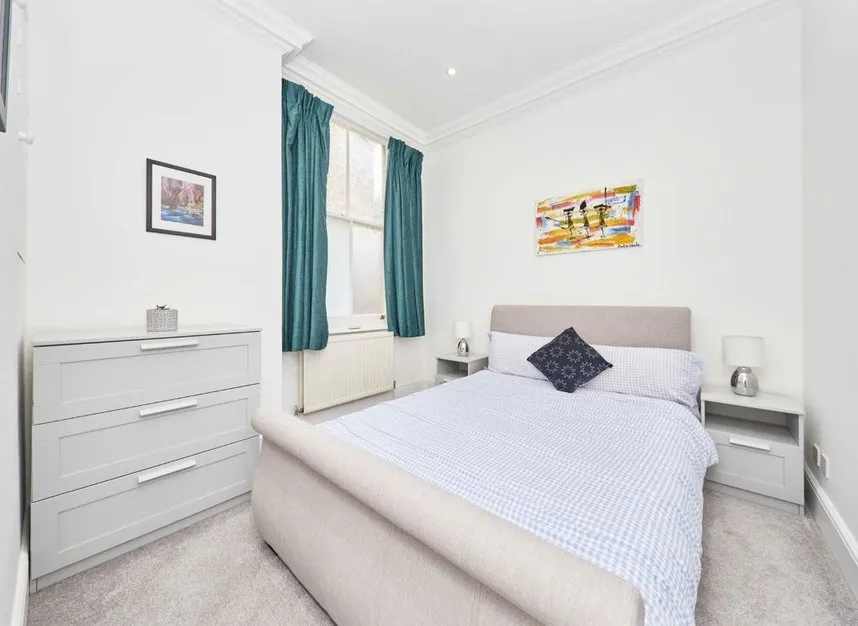 Cautley Avenue, Clapham South, SW4, photo 5
