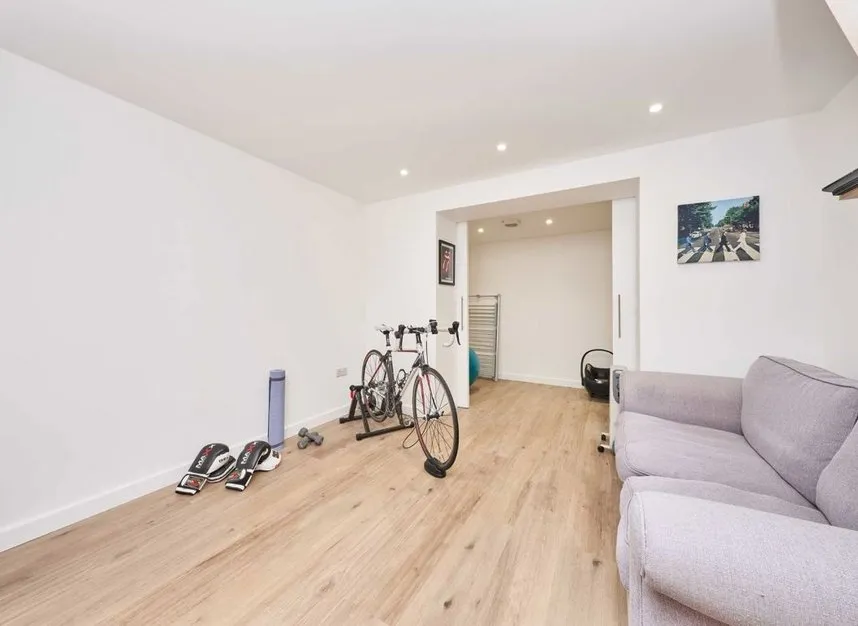 Cautley Avenue, Clapham South, SW4, photo 6