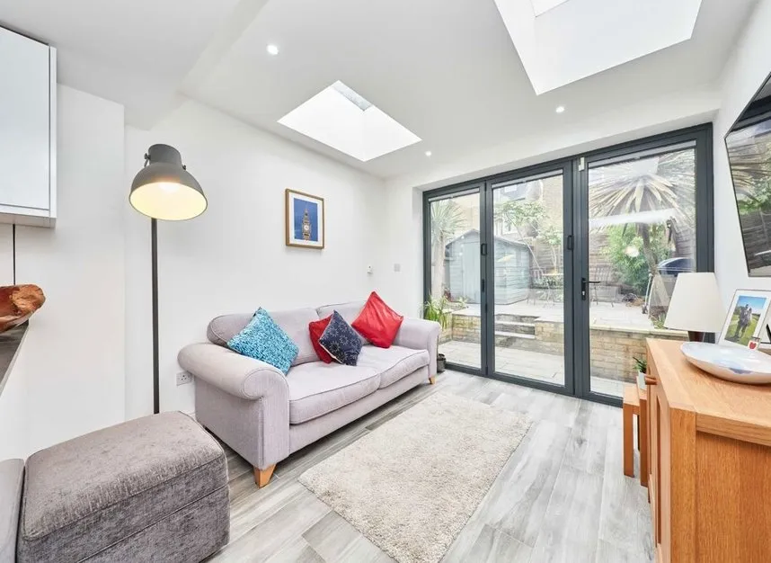 Cautley Avenue, Clapham South, SW4, photo 2