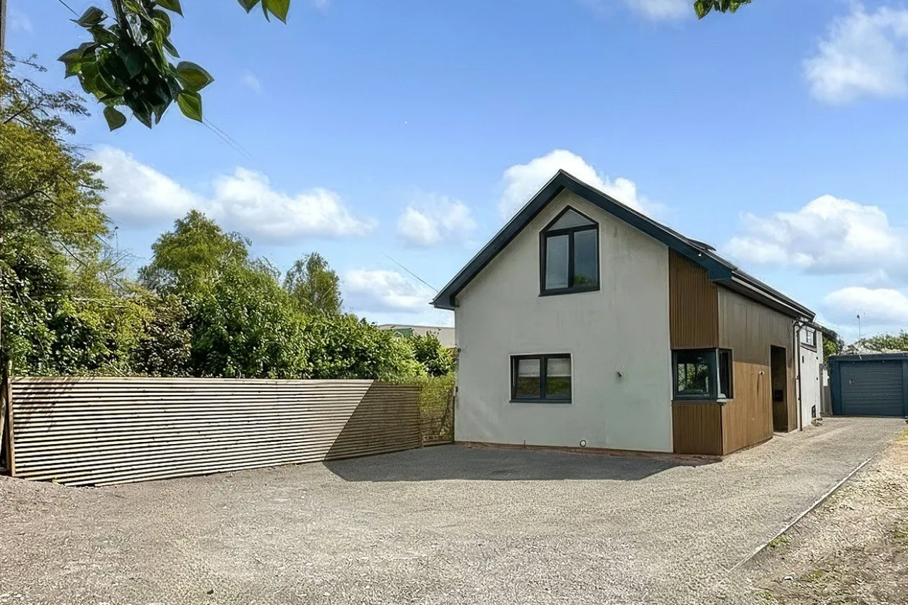 2 bed house for sale, Rustington, BN16
