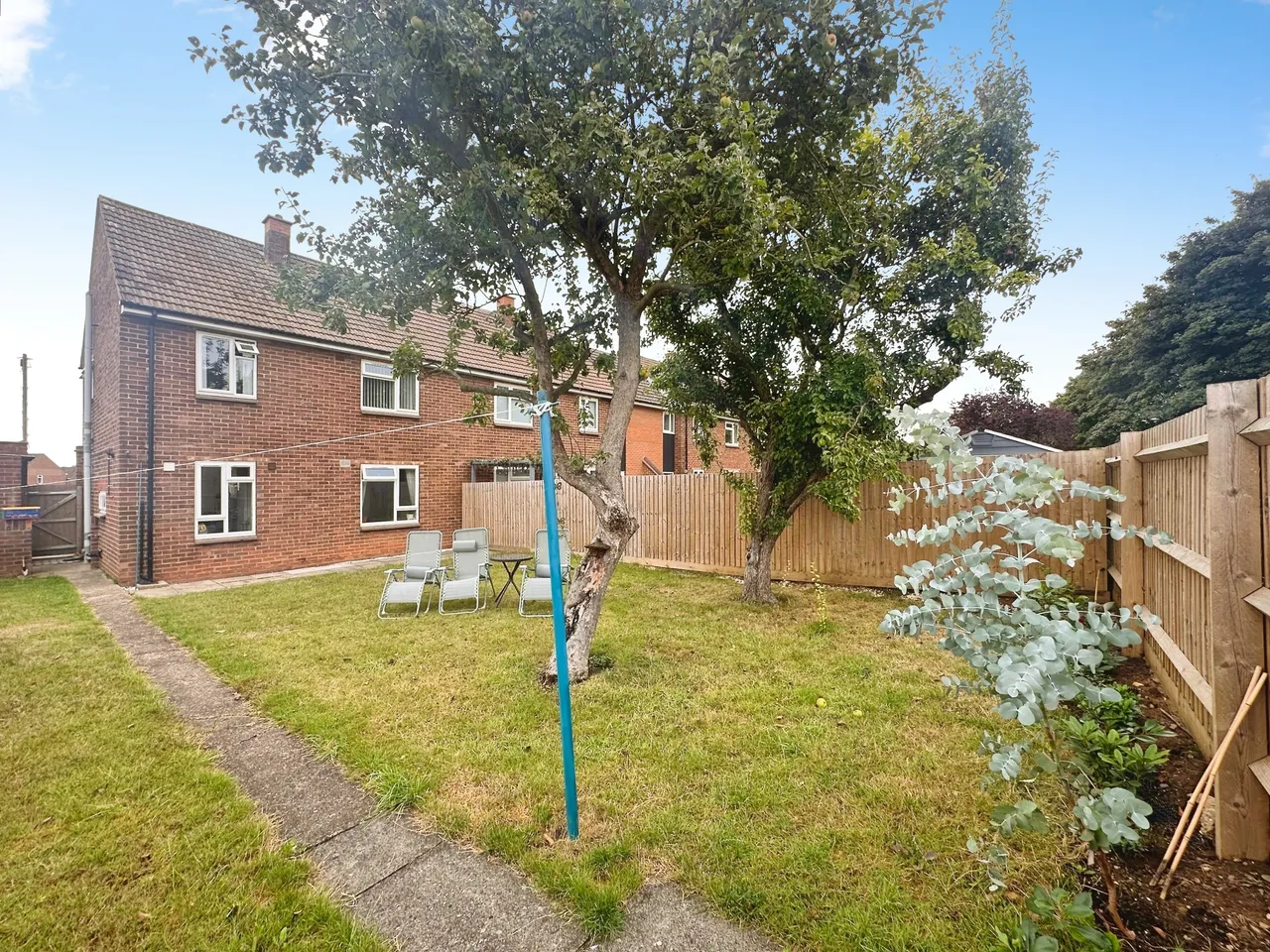 Fourth Avenue, Scampton, LN1, photo 11