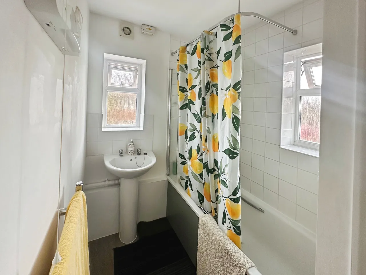 Fourth Avenue, Scampton, LN1, photo 7