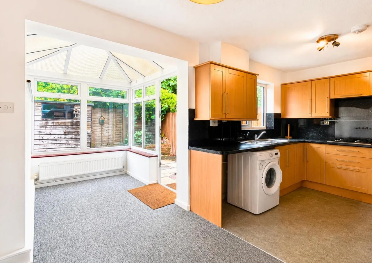 Goulds Ground, Frome, Somerset BA11 3DW, photo 2