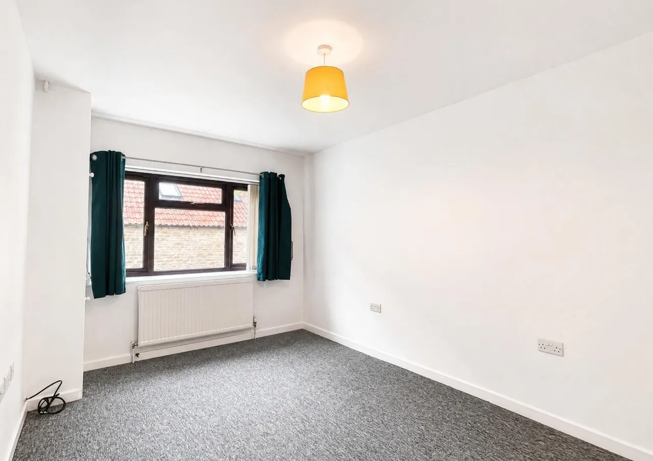 Goulds Ground, Frome, Somerset BA11 3DW, photo 8